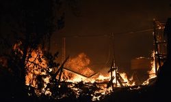 12 bin mültecinin yaşadığı Moria kampı kül oldu