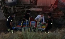 Manisa'da üzüm işçilerini taşıyan minibüs ile tır çarpıştı: 26 yaralı