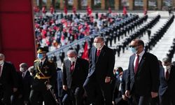 Cumhuriyet Bayramı törenleri Anıtkabir'de başladı