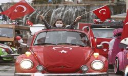 Keçiören'de klasik otomobillerden “29 Ekim Cumhuriyet Bayramı” konvoyu