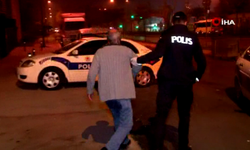 Koronaya aldırmadan parti yapan eğlence merkezine baskın: 49 kişiye ceza kesildi