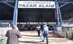 Ankara Büyükşehir Belediyesi esnaf ve vatandaşa hijyen desteğine devam ediyor