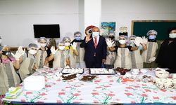 Keçiören Belediye Başkanı Altınok çocuklarla kurabiye yaptı