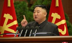Kuzey Kore lideri Kim, Covid-19 ile mücadelede hükümet yetkililerini azarladı