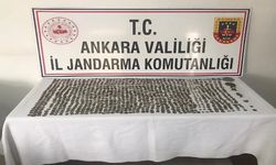 Ankara'da tarihi eser kaçakçılarına düzenlenen operasyonda 1016 sikke, at heykeli ve yüzük yakalandı