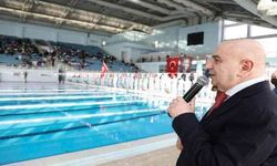 Keçiören'de Atatürk anısına yüzme şampiyonası