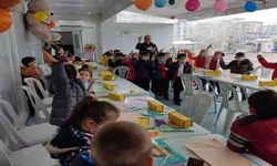 “Motivasyon Tırı” Ankara'da ilkokul öğrencileriyle buluştu