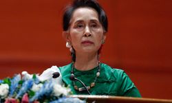 Myanmar'ın devrik lideri Suu Kyi, 3 yıl hapse mahkum edildi