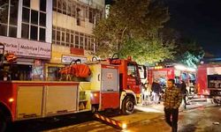 Ankara'da döşeme atölyesinde çıkan yangında 4 itfaiye eri ve 1 işçi yaralandı
