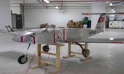 Evinin terasında yaptığı insansız hava aracı, Yunanistan tarafından ilk insansız hava aracı olarak tanıtıldı