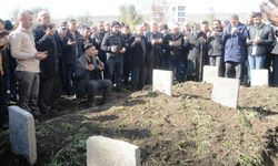 Hatay'da depremde ölen 4 kişilik aile Cizre’de toprağa verildi