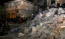 Deprem çevre ülkelerde de hissedildi: Suriye'de 783 kişi hayatını kaybetti