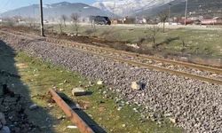 Depremden etkilenen tren rayları onarıldı