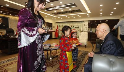 Yenimahalleli miniklerden Başkan Yaşar’a Ramazan sürprizi