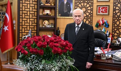 Devlet Bahçeli’den Galatasaray’a tebrik