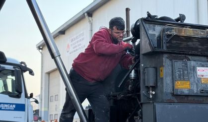 Sincan Belediyesi araç bakımını kendi atölyesinde yapıyor