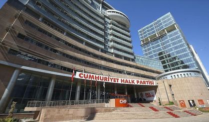 CHP’de yedi il örgütü görevden alındı