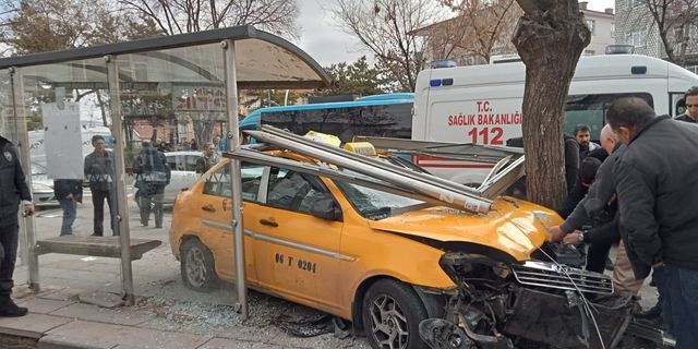 Ankara'da korkutan kaza: 1’i ağır 6 yaralı