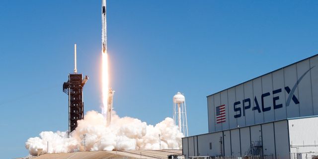 SpaceX'ten Uluslararası Uzay İstasyonu'na 4 astronot