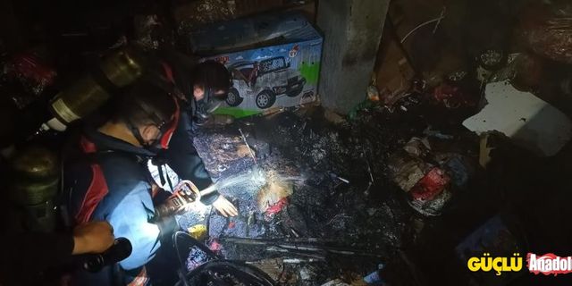 Siirt'te yangın çıktı: 20 araç kül oldu