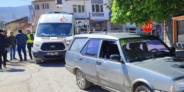 Malatya'da iki araç çarpıştı