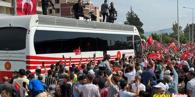 Cumhurbaşkanı Erdoğan'ı Hatay halkı coşku ile karşıladı!