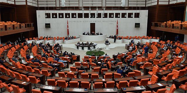 Öğretmenlik Meslek Kanun Teklifi TBMM'de kabul edildi
