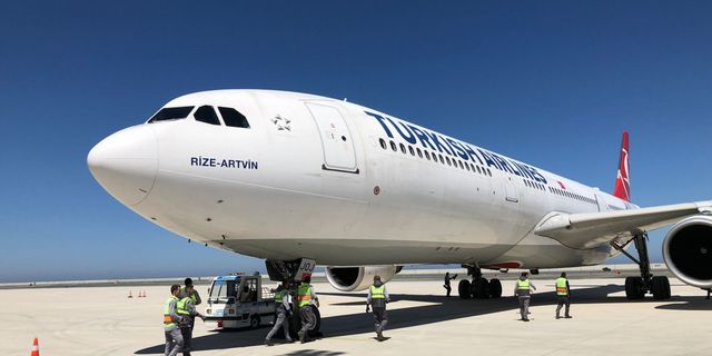 Rize-Artvin Havalimanı'na son bir ayda yaklaşık 82 bin yolcuyu ağırladı