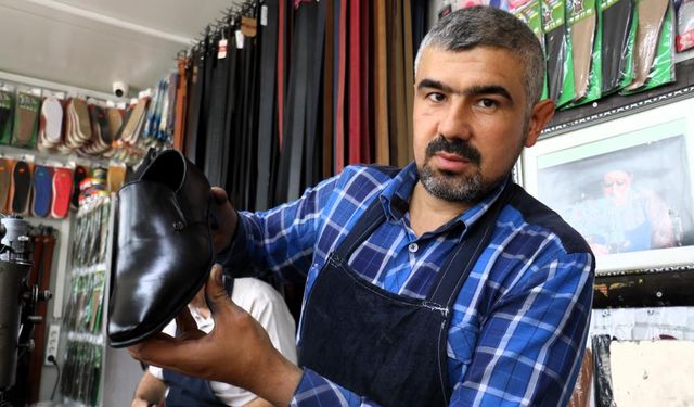 Ayakkabı profesörü'nden, Cumhurbaşkanı Erdoğan’a özel ayakkabı!