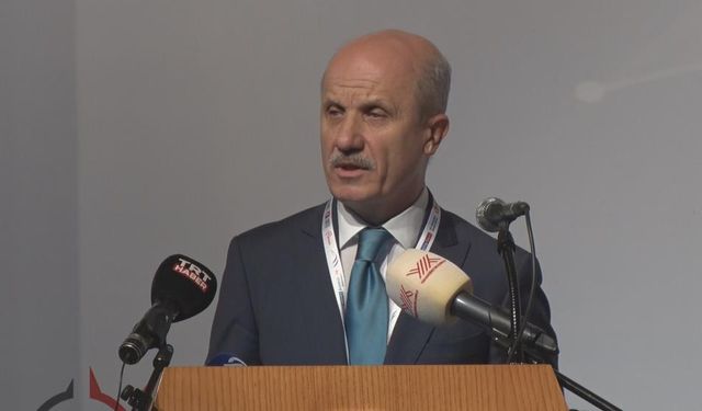 YÖK Başkanı Özvar: Stajlar bir döneme çıkarılacak