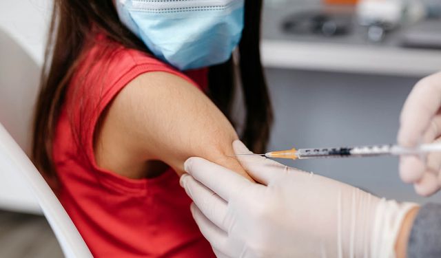 Dr. Çebi: Aşı karşıtlığını önlemek sorumluluğumuz