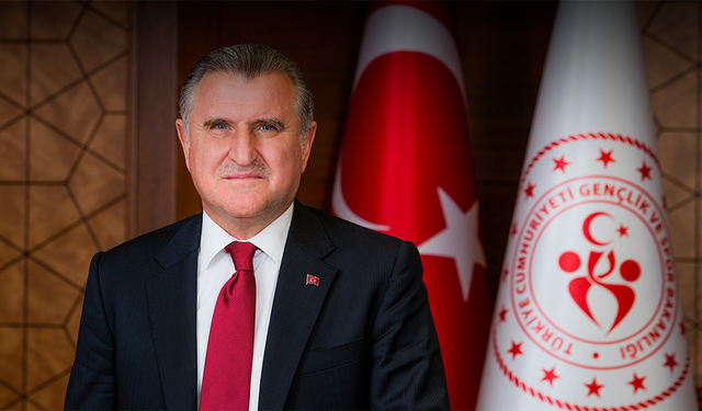 Bakan Bak: KYK burs ve kredi başvuruları başladı