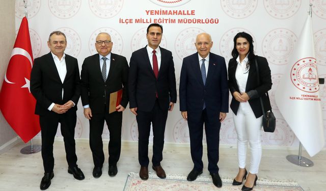 Başkan Yaşar, Yenimahalle Hükümet Konağı’nı Ziyaret Etti