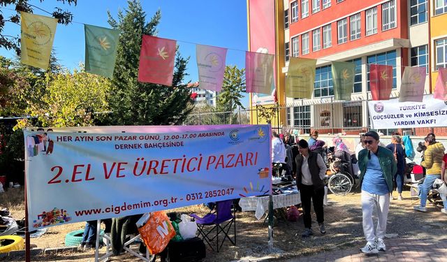 Çankaya Çiğdem'de 2. El ve Üretici Pazarı Yapıldı