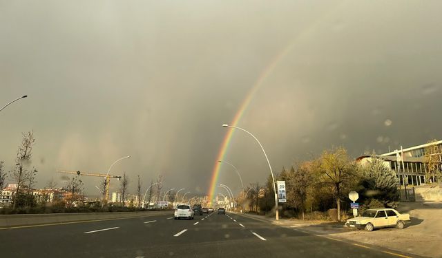 Pursaklar ebemkuşağına büründü