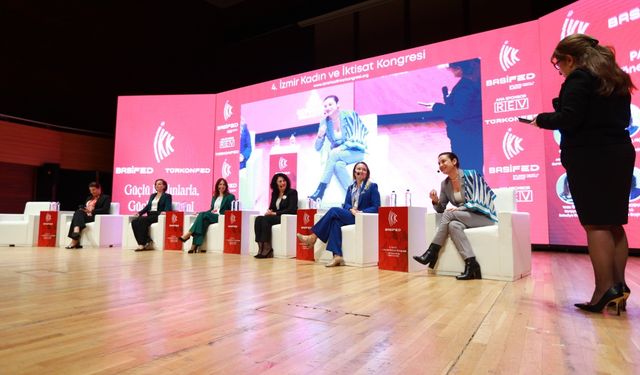 İzmir Kadın ve İktisat Kongresi başladı