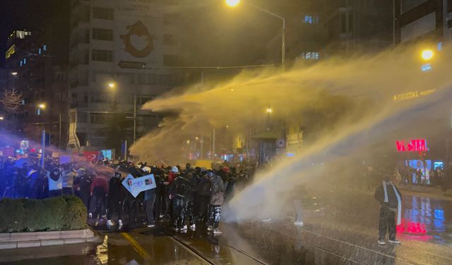 Eskişehir'de gözaltına alınan 14 kişi adliyeye sevk edildi