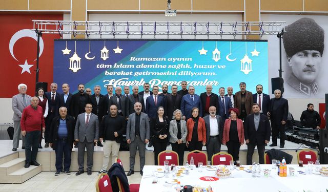 Keçiören'de Sivaslıları Bir Araya Getiren İftar