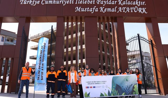 Çankaya'da sıfır atık adımı: Üniversitelilerden temizlik