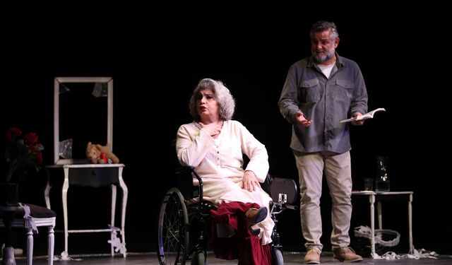 Yenimahalle Tiyatro Festivali final yaptı
