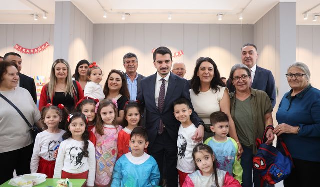 Başkan Güner, minik sanatçılarla sergiyi açtı