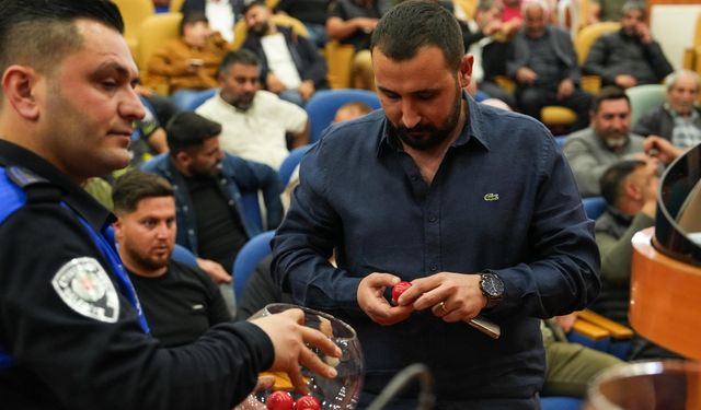Etimesgut’ta Ayyıldız Kurban Pazarı kuraları çekildi