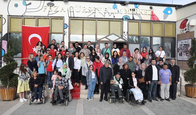 Engelsiz şenlikte bilimle dolu anlamlı ziyaret