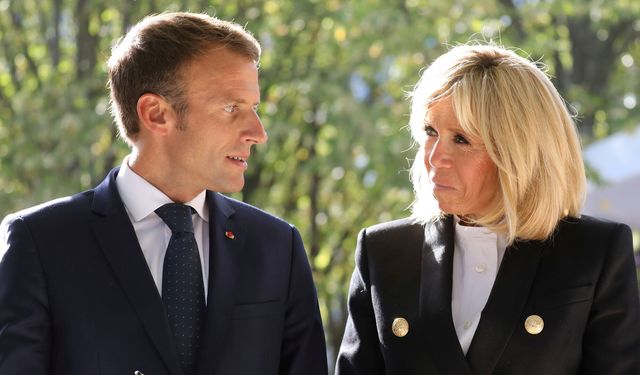 Macron'un Vietnam ziyaretinde şok anlar: Eşinden tokat yedi!