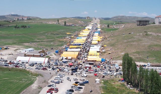 Ankara’da kurban kesim alanlarında bayram yoğunluğu!