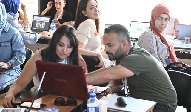Mamak’ta Öğretmenlere Yapay Zekâ Eğitimi