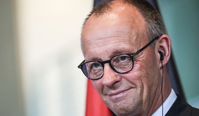 Almanya, sınır dışı planlarını Suriye lideri ile görüşecek