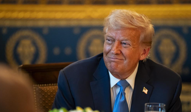 Trump’tan ABD'de doğumla vatandaşlığa yeni sınırlama