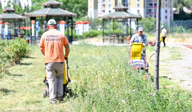 Altındağ’da parklar pırıl pırıl oldu