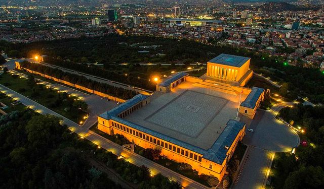 Cumhuriyet’in 102’nci yılında Anıtkabir’e rekor ziyaret!